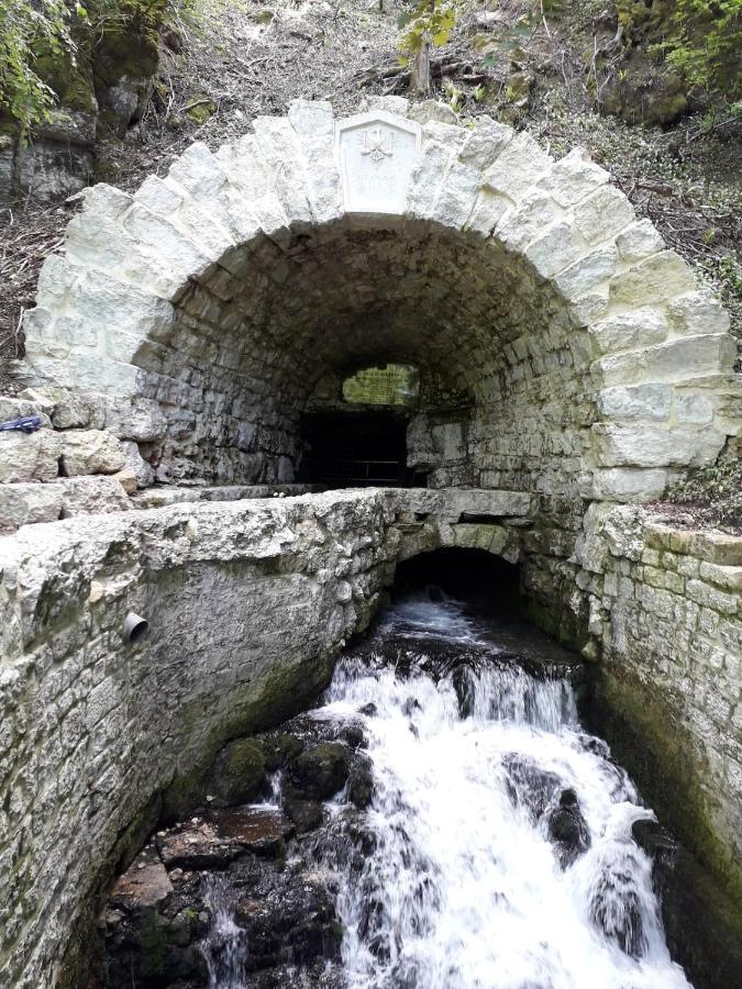 Gite 3 Etoiles "Entre Sources Et Riviere" Besancon Vaire-le-Grand Dış mekan fotoğraf